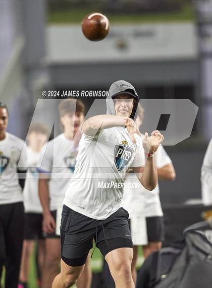 Thumbnail 2 in Jaguars QB Skills Challenge (Finals) photogallery.