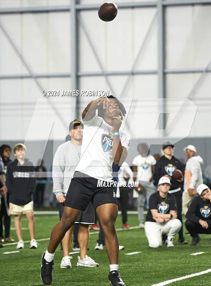 Thumbnail 3 in Jaguars QB Skills Challenge (Finals) photogallery.