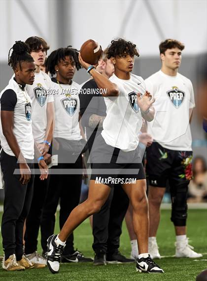 Thumbnail 2 in Jaguars QB Skills Challenge (Finals) photogallery.