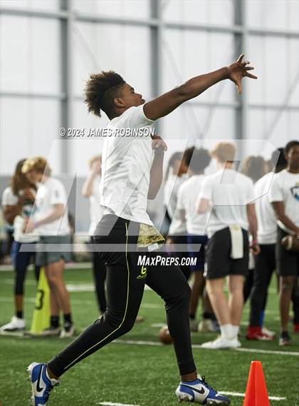 Thumbnail 1 in Jaguars QB Skills Challenge (Finals) photogallery.