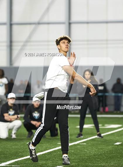Thumbnail 2 in Jaguars QB Skills Challenge (Finals) photogallery.