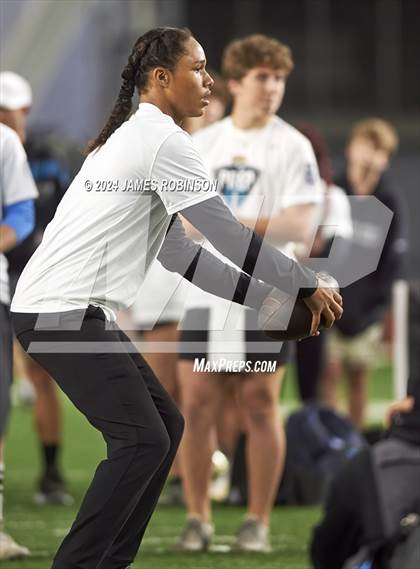 Thumbnail 2 in Jaguars QB Skills Challenge (Finals) photogallery.