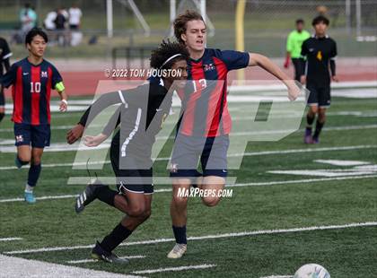 Thumbnail 2 in King/Drew vs. Maranatha photogallery.