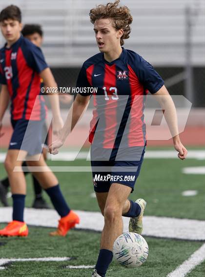 Thumbnail 1 in King/Drew vs. Maranatha photogallery.