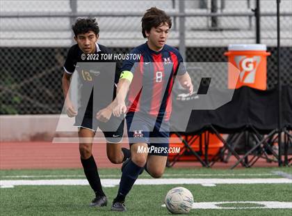 Thumbnail 1 in King/Drew vs. Maranatha photogallery.