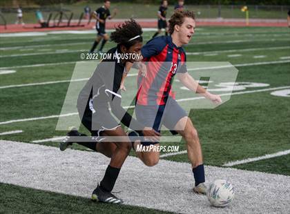 Thumbnail 2 in King/Drew vs. Maranatha photogallery.