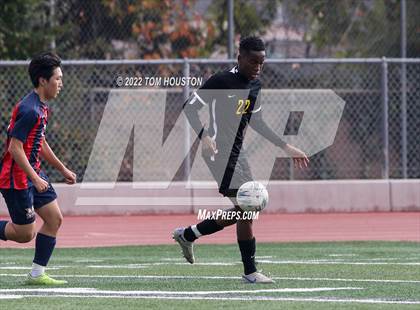 Thumbnail 3 in King/Drew vs. Maranatha photogallery.