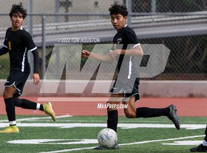 Thumbnail 3 in King/Drew vs. Maranatha photogallery.