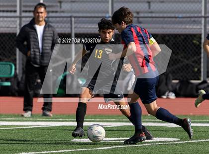 Thumbnail 3 in King/Drew vs. Maranatha photogallery.