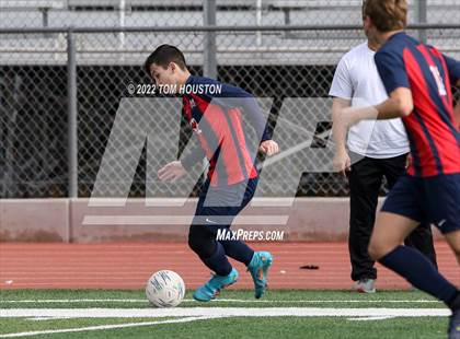 Thumbnail 2 in King/Drew vs. Maranatha photogallery.