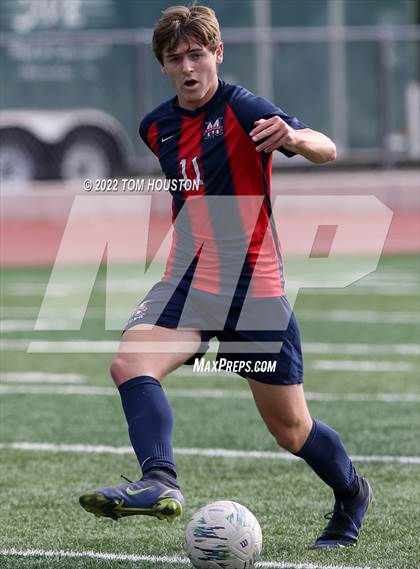 Thumbnail 2 in King/Drew vs. Maranatha photogallery.