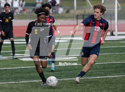 Thumbnail 3 in King/Drew vs. Maranatha photogallery.