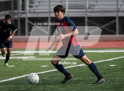 Thumbnail 2 in King/Drew vs. Maranatha photogallery.