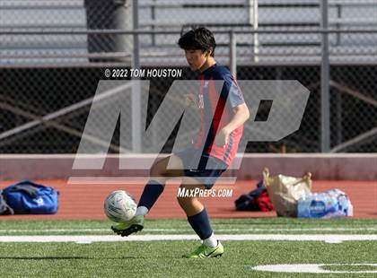 Thumbnail 2 in King/Drew vs. Maranatha photogallery.