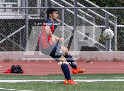 Thumbnail 2 in King/Drew vs. Maranatha photogallery.