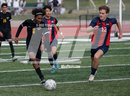 Thumbnail 1 in King/Drew vs. Maranatha photogallery.
