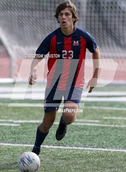 Thumbnail 1 in King/Drew vs. Maranatha photogallery.
