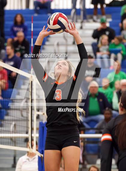 Thumbnail 3 in Tom Bean vs. Tioga (UIL 2A Regional Quarterfinal) photogallery.