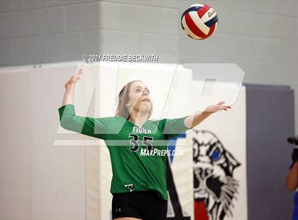 Thumbnail 2 in Tom Bean vs. Tioga (UIL 2A Regional Quarterfinal) photogallery.