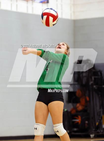 Thumbnail 1 in Tom Bean vs. Tioga (UIL 2A Regional Quarterfinal) photogallery.
