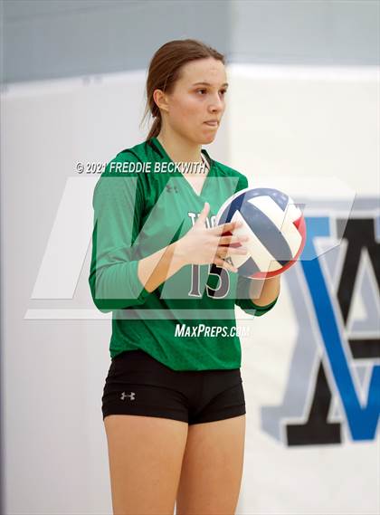 Thumbnail 2 in Tom Bean vs. Tioga (UIL 2A Regional Quarterfinal) photogallery.