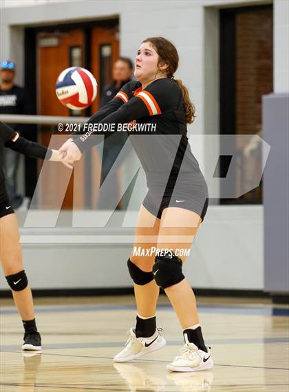 Thumbnail 1 in Tom Bean vs. Tioga (UIL 2A Regional Quarterfinal) photogallery.