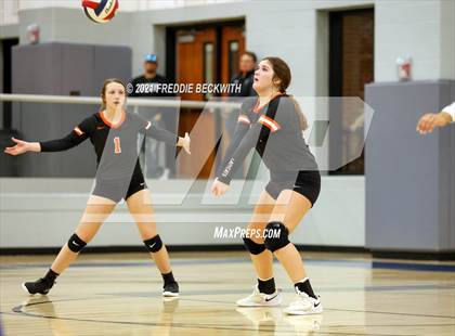 Thumbnail 3 in Tom Bean vs. Tioga (UIL 2A Regional Quarterfinal) photogallery.