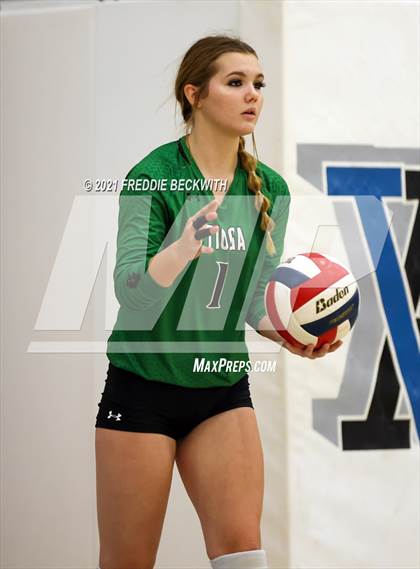 Thumbnail 1 in Tom Bean vs. Tioga (UIL 2A Regional Quarterfinal) photogallery.