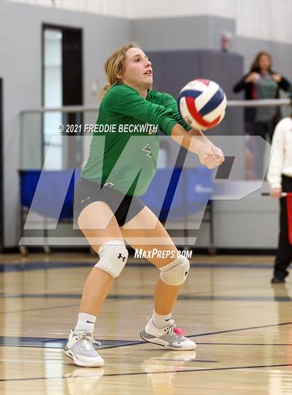 Thumbnail 3 in Tom Bean vs. Tioga (UIL 2A Regional Quarterfinal) photogallery.