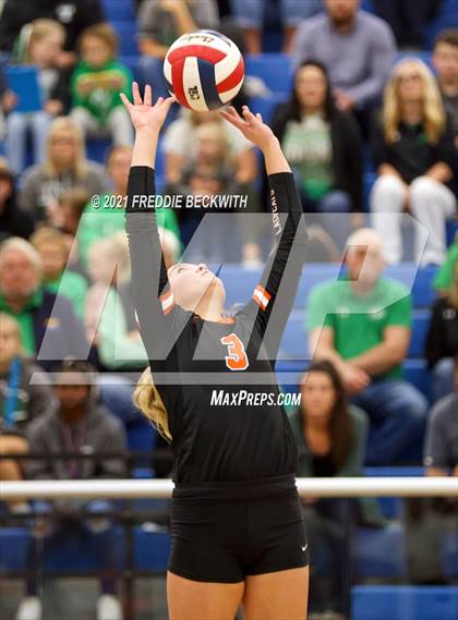 Thumbnail 2 in Tom Bean vs. Tioga (UIL 2A Regional Quarterfinal) photogallery.
