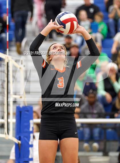 Thumbnail 1 in Tom Bean vs. Tioga (UIL 2A Regional Quarterfinal) photogallery.
