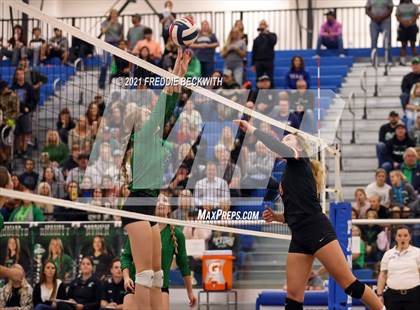 Thumbnail 3 in Tom Bean vs. Tioga (UIL 2A Regional Quarterfinal) photogallery.