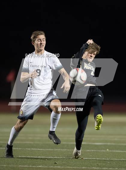 Thumbnail 1 in Arapahoe vs. Castle View (CHSAA 5A 1st Round) photogallery.