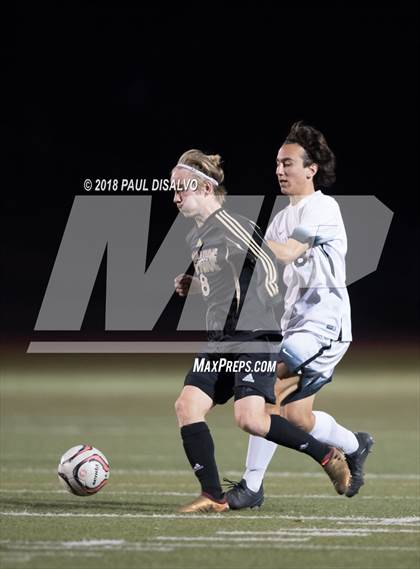 Thumbnail 1 in Arapahoe vs. Castle View (CHSAA 5A 1st Round) photogallery.