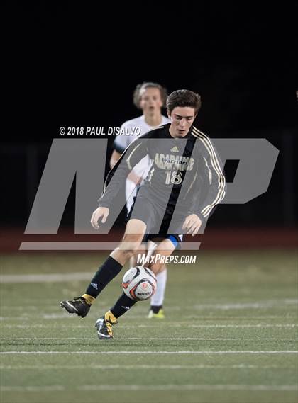 Thumbnail 1 in Arapahoe vs. Castle View (CHSAA 5A 1st Round) photogallery.