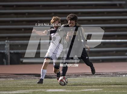 Thumbnail 2 in Arapahoe vs. Castle View (CHSAA 5A 1st Round) photogallery.