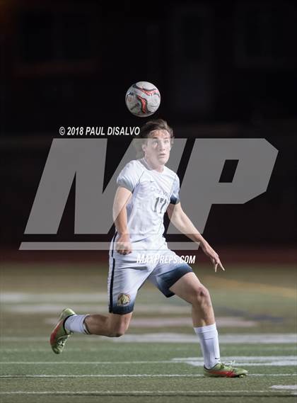 Thumbnail 3 in Arapahoe vs. Castle View (CHSAA 5A 1st Round) photogallery.