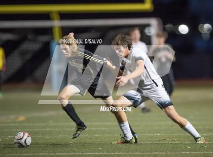 Thumbnail 1 in Arapahoe vs. Castle View (CHSAA 5A 1st Round) photogallery.