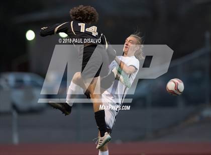 Thumbnail 1 in Arapahoe vs. Castle View (CHSAA 5A 1st Round) photogallery.