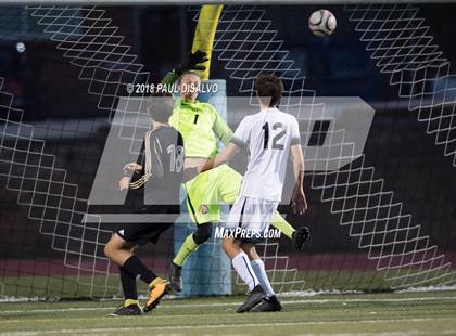 Thumbnail 2 in Arapahoe vs. Castle View (CHSAA 5A 1st Round) photogallery.