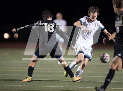Thumbnail 2 in Arapahoe vs. Castle View (CHSAA 5A 1st Round) photogallery.
