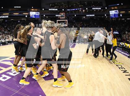 Thumbnail 2 in Clovis West vs. Archbishop Mitty (CIF State Open Division Final) photogallery.