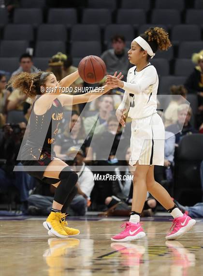 Thumbnail 2 in Clovis West vs. Archbishop Mitty (CIF State Open Division Final) photogallery.