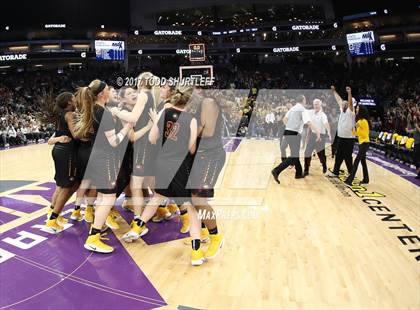 Thumbnail 1 in Clovis West vs. Archbishop Mitty (CIF State Open Division Final) photogallery.
