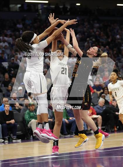 Thumbnail 2 in Clovis West vs. Archbishop Mitty (CIF State Open Division Final) photogallery.