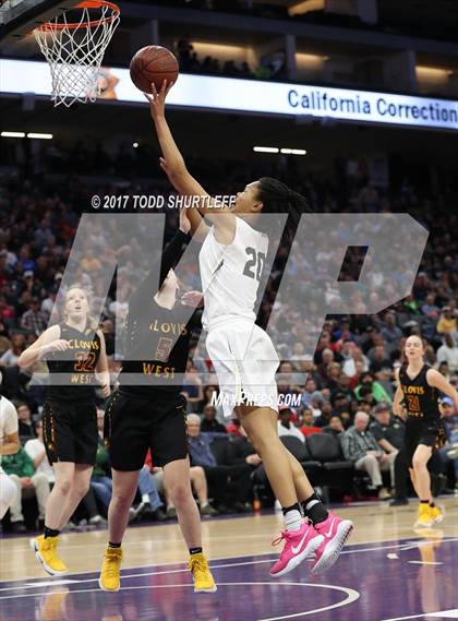 Thumbnail 2 in Clovis West vs. Archbishop Mitty (CIF State Open Division Final) photogallery.