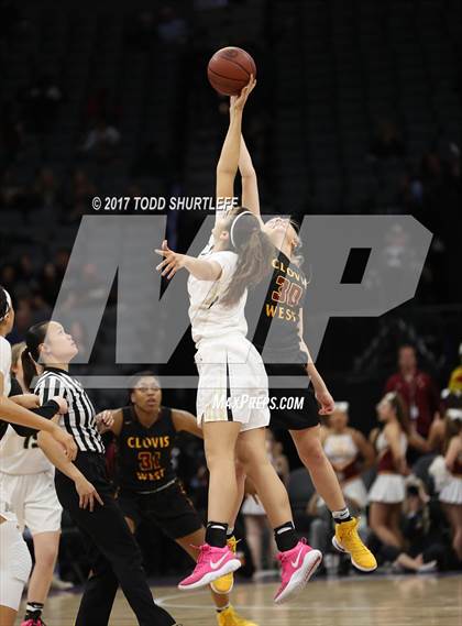 Thumbnail 3 in Clovis West vs. Archbishop Mitty (CIF State Open Division Final) photogallery.