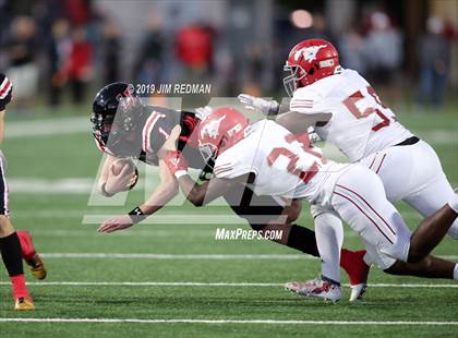 Thumbnail 1 in North Shore vs. Lake Travis (UIL 6A Semifinal) photogallery.