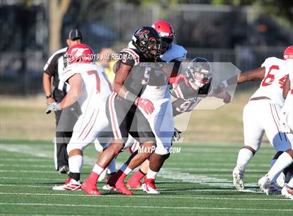 Thumbnail 3 in North Shore vs. Lake Travis (UIL 6A Semifinal) photogallery.