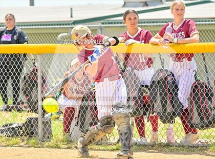 Thumbnail 3 in Clairemont vs. Mission Hills photogallery.